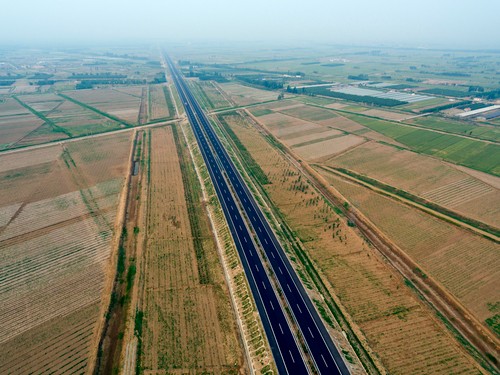 丹东（孤山）至海城高速公路项目路基工程